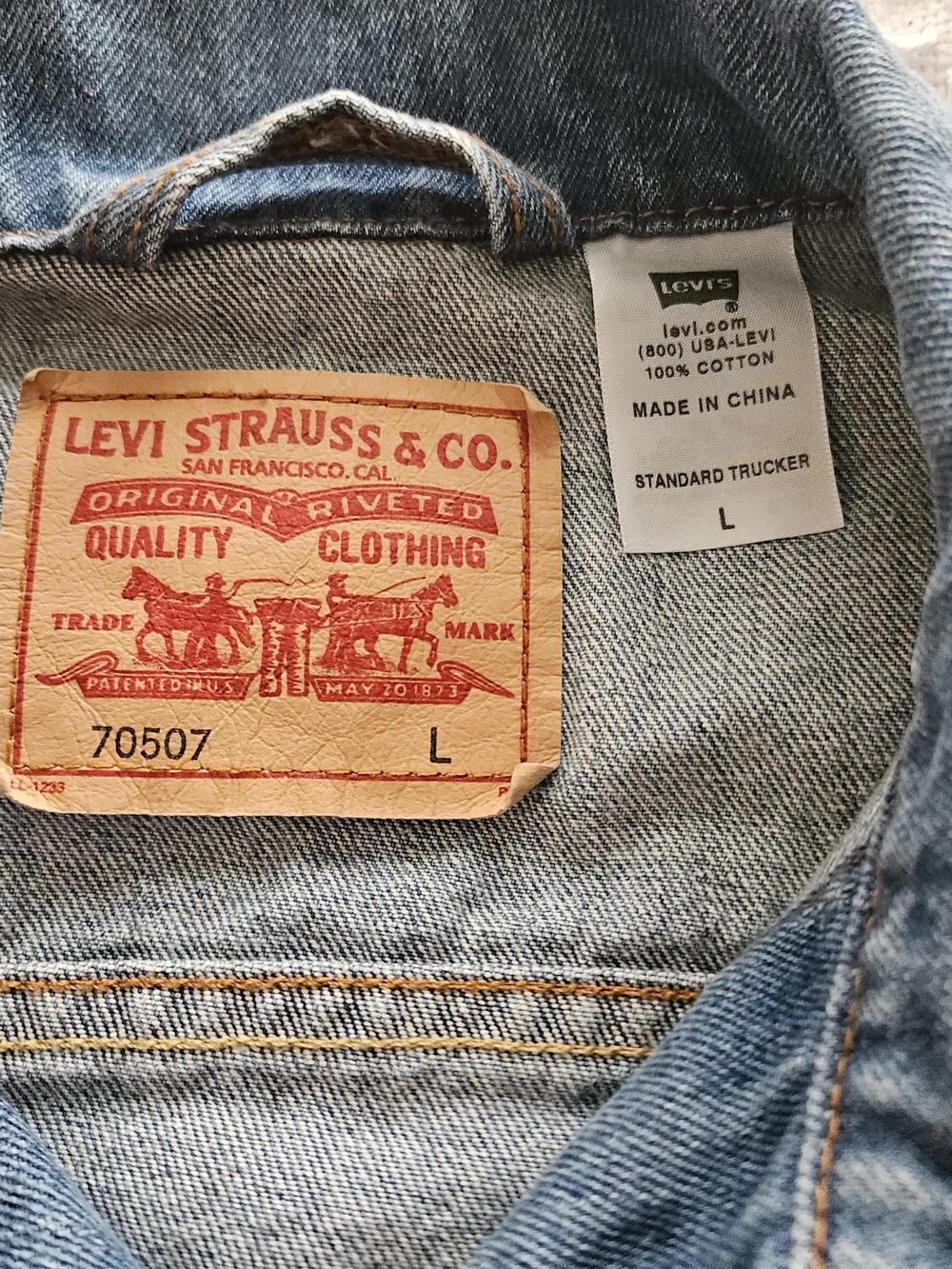 Levi's Men's L Blue Trucker Jacket Button Front Pockets Chest 46 70507